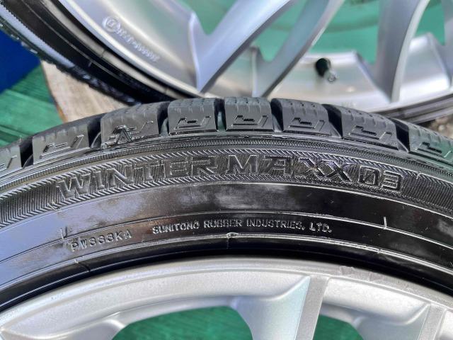 MINI MINI パーツ情報
ミニ3ドア、5ドアのF55、F56、F57などに装着できる17インチスタッドレスセット入庫です!
MAKジャッキー 17インチ ダンロップスタッドレス付!