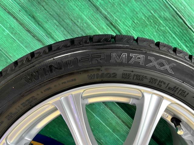 トヨタ ヤリス パーツ情報
ヤリス、フィット、スイフトなどに装着できる16インチスタッドレスセット入庫です!
AXEL 16インチ ダンロップ溝たっぷりスタッドレス付!