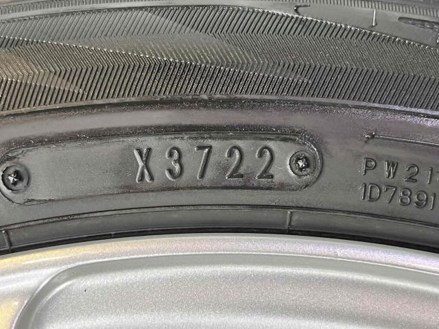 トヨタ ヤリス パーツ情報
ヤリス、フィット、スイフトなどに装着できる16インチスタッドレスセット入庫です!
AXEL 16インチ ダンロップ溝たっぷりスタッドレス付!