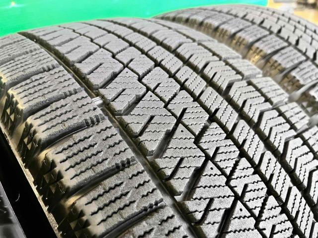 MINI MINI パーツ情報
ミニクロスオーバー、BMW X1、X2に装着できる17インチスタッドレスセット入庫です!
ユーロデザインEIGER 17インチ 溝たっぷりブリヂストンスタッドレス付!