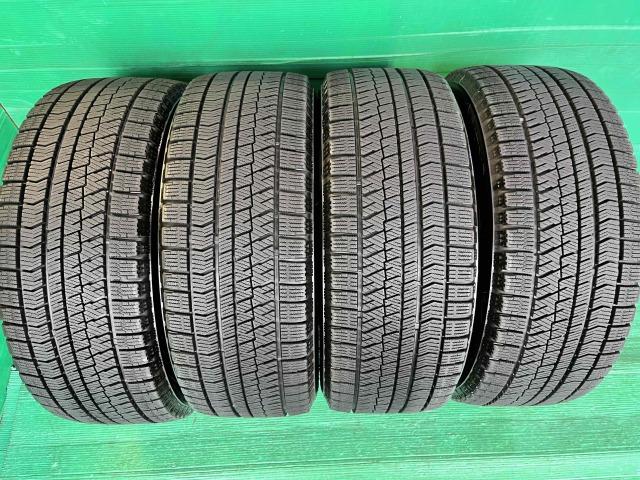 MINI MINI パーツ情報
ミニクロスオーバー、BMW X1、X2に装着できる17インチスタッドレスセット入庫です!
ユーロデザインEIGER 17インチ 溝たっぷりブリヂストンスタッドレス付!