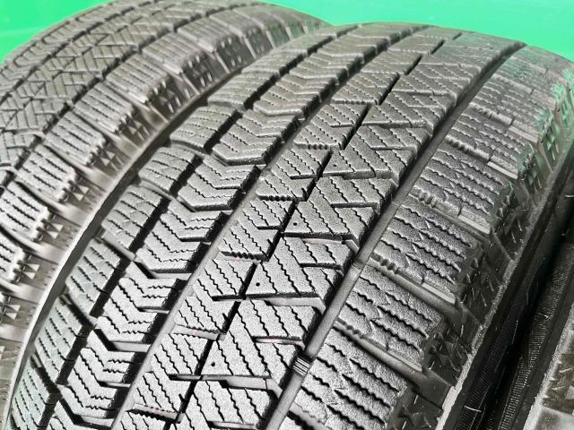 トヨタ　ノア　パーツ情報
ノア、VOXYなどに装着できる15インチスタッドレスセット入庫です！
NIRVANA　15インチ　ブリヂストンスタッドレス付！