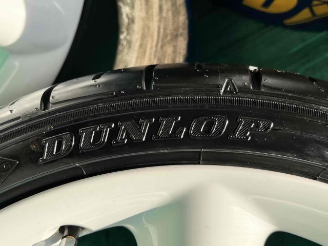 ＭＩＮＩ　ＭＩＮＩ　パーツ情報
ミニ3ドア、5ドアに装着できる純正18インチ入庫です！
ミニ純正コーンスポーク507　18インチ　溝たっぷりダンロップ付！