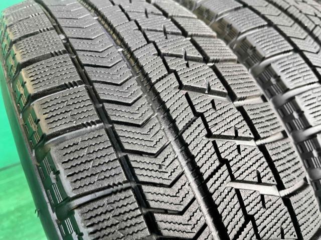 トヨタ　ノア　パーツ情報
ノア、VOXY、エスクァイア、ステップWなどに装着できる15インチスタッドレスセット入庫です！
JOKER　15インチ　ブリヂストンスタッドレス付！