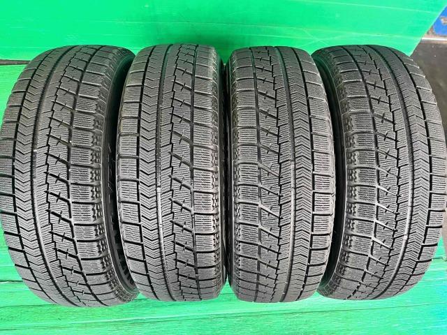 トヨタ　ノア　パーツ情報
ノア、VOXY、エスクァイア、ステップWなどに装着できる15インチスタッドレスセット入庫です！
JOKER　15インチ　ブリヂストンスタッドレス付！