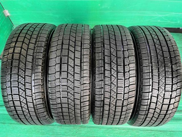 ＭＩＮＩ　ＭＩＮＩ　パーツ情報
ミニ3ドア、5ドアに装着できる17インチスタッドレスセット入庫です！
マキシライト　17インチ　溝たっぷりスタッドレス付！