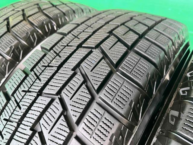 日産　ノート　パーツ情報
ノート、マツダ2、アクアなどに装着できる15インチスタッドレスセット入庫です！
JOKER　15インチ　ヨコハマスタッドレス付！