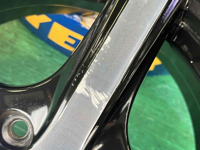 トヨタ　ヤリス　パーツ情報
ヤリス、アクア、フィット、マーチなどに装着できる15インチスタッドレスセット入庫です！
ユーロスピード　15インチ　ブリヂストンスタッドレス付！