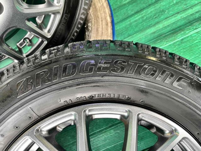 トヨタ　プリウス　パーツ情報
プリウス、ウィッシュ、カローラなどに装着できる15インチスタッドレスセット入庫です！
Verthandi　15インチ　ブリヂストンスタッドレス付！