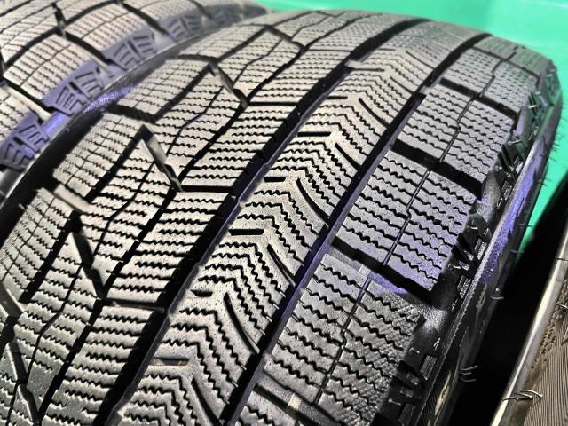 ＭＩＮＩ　ＭＩＮＩ　パーツ情報
ミニ3ドア、5ドアなどに装着できる17インチ溝たっぷりスタッドレスセット入庫です！
MOMO MASSIMO　17インチ　溝たっぷりスタッドレス付！