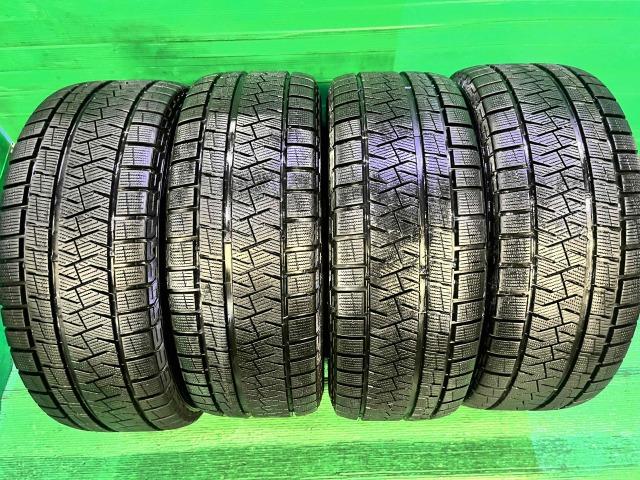 ＭＩＮＩ　ＭＩＮＩ　パーツ情報
ミニクラブマン、BMW1シリーズなどに装着できる17インチ溝たっぷりスタッドレスセット入庫です！
ケレナーズJr.GF5　17インチ　ピレリスタッドレス付！