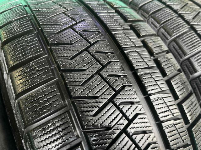 ＭＩＮＩ　ＭＩＮＩ　パーツ情報
ミニクロスオーバー、BMW X1、X2に装着できる17インチランフラットスタッドレスセット入庫です！
MAK FAHR 　17インチ　ピレリランフラットスタッドレス付！