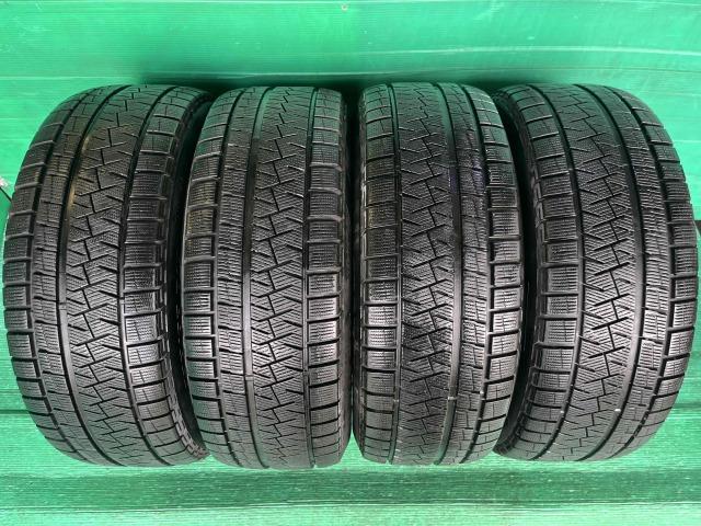 ＭＩＮＩ　ＭＩＮＩ　パーツ情報
ミニクロスオーバー、BMW X1、X2に装着できる17インチランフラットスタッドレスセット入庫です！
MAK FAHR 　17インチ　ピレリランフラットスタッドレス付！