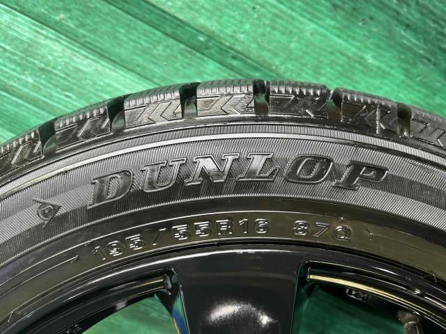 ＭＩＮＩ　ＭＩＮＩ　パーツ情報
ミニ3ドア、5ドアに装着できる16インチスタッドレスセット入庫です！
TRC　16インチ　ダンロップ溝たっぷりスタッドレス付！