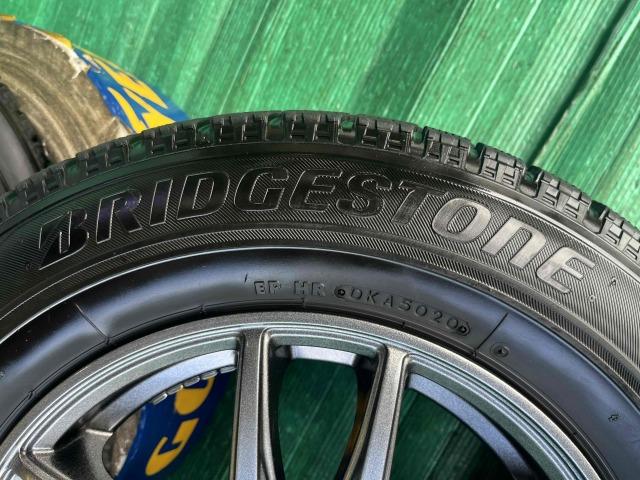 トヨタ　アクア　パーツ情報
アクア、ヴィッツ、フィット、キューブなどに装着できる14インチスタッドレスセット入庫です！
Zack　14インチ　ブリヂストンスタッドレス付！