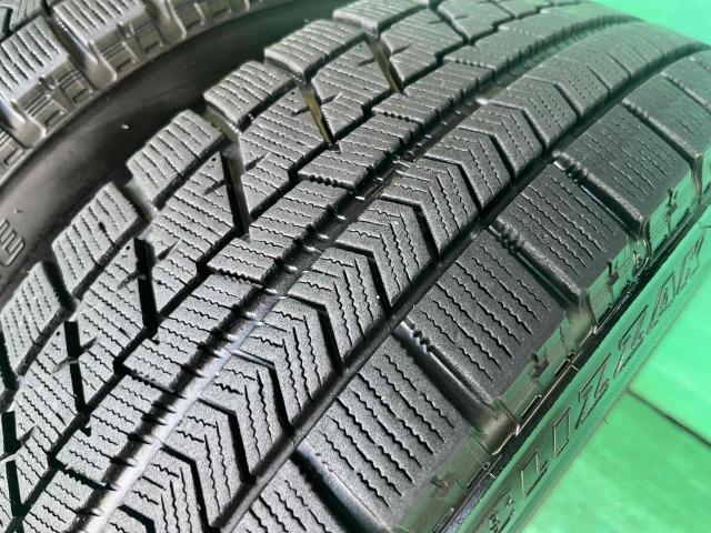 トヨタ　アクア　パーツ情報
アクア、ヴィッツ、フィット、キューブなどに装着できる14インチスタッドレスセット入庫です！
Zack　14インチ　ブリヂストンスタッドレス付！