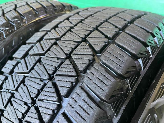 ＭＩＮＩ　ＭＩＮＩ　パーツ情報
ミニカントリーマン（U25）純正18インチスタッドレスセット入庫です！
ミニ純正アステロイドスポーク944　18インチ　ブリヂストンスタッドレス付！