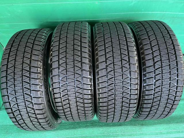 ＭＩＮＩ　ＭＩＮＩ　パーツ情報
ミニカントリーマン（U25）純正18インチスタッドレスセット入庫です！
ミニ純正アステロイドスポーク944　18インチ　ブリヂストンスタッドレス付！