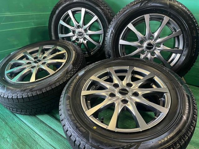 トヨタ　ノア　パーツ情報
ノア、VOXY、エスクァイアなどに装着できる溝たっぷりスタッドレス付15インチセット入庫です！
Exceeder　15インチ　ブリヂストンスタッドレス付！