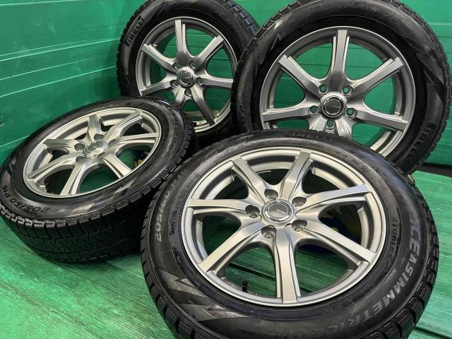 トヨタ　ノア　パーツ情報
ノア、VOXY、ステップW、アクセラなどに装着できる16インチスタッドレスセット入庫です！
MILLOUS　16インチ　ピレリスタッドレス付！