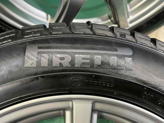 トヨタ　ノア　パーツ情報
ノア、VOXY、ステップW、アクセラなどに装着できる16インチスタッドレスセット入庫です！
MILLOUS　16インチ　ピレリスタッドレス付！