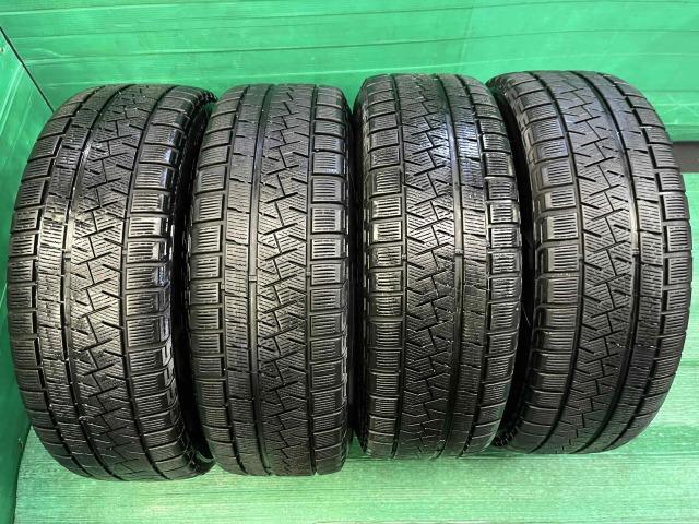 トヨタ　ノア　パーツ情報
ノア、VOXY、ステップW、アクセラなどに装着できる16インチスタッドレスセット入庫です！
MILLOUS　16インチ　ピレリスタッドレス付！