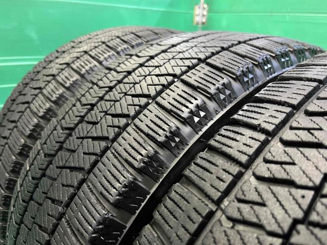 ＭＩＮＩ　ＭＩＮＩ　パーツ情報
ミニ3ドア、5ドアに装着できる16インチスタッドレスセット入庫です！
MAKオクスフォード　16インチ　ブリヂストンスタッドレス付！