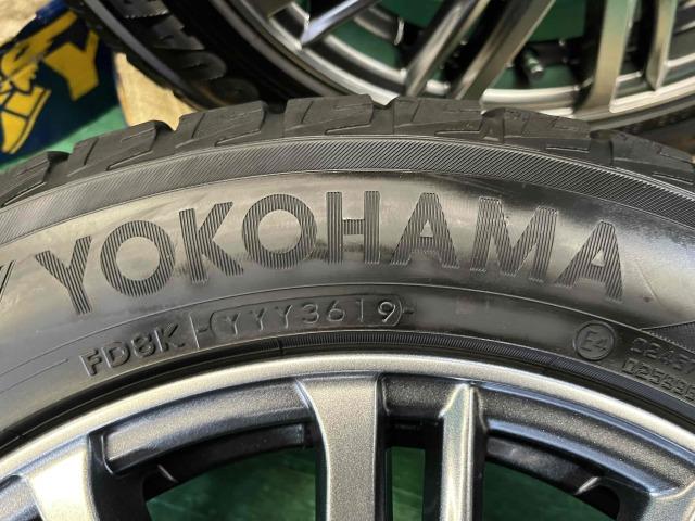 トヨタ　プリウス　パーツ情報
プリウス、ウィッシュ、カローラ、レガシィなどに装着できる16インチスタッドレスセット入庫です！
Fang　16インチ　ヨコハマスタッドレス付！