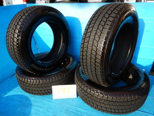 代引不可 BRIDGESTONE BLIZZAK DM-V3 ブリヂストン ブリザック 235 65R18 4本セット 法人 ショップは送料無料 