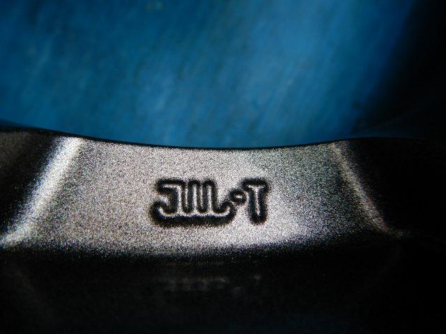 プロボックスバン、サクシードバンなどに装着できる１３インチです。
Ｚａｃｋ－ＪＰ１１０　5Ｊ-13インチ　JWL-T規格、バン用ＬＴタイヤ付きセットです。