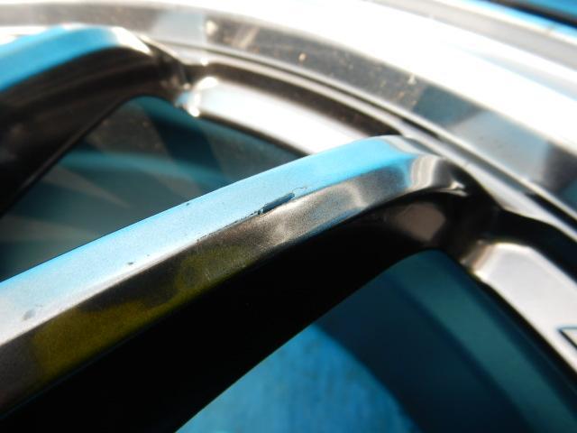 ＢＭＷ１シリーズ、２シリーズクーペ、３シリーズなどに装着できる
ＷＯＲＫエモーション１１Ｒ　１８インチ入庫です。新品タイヤ付き