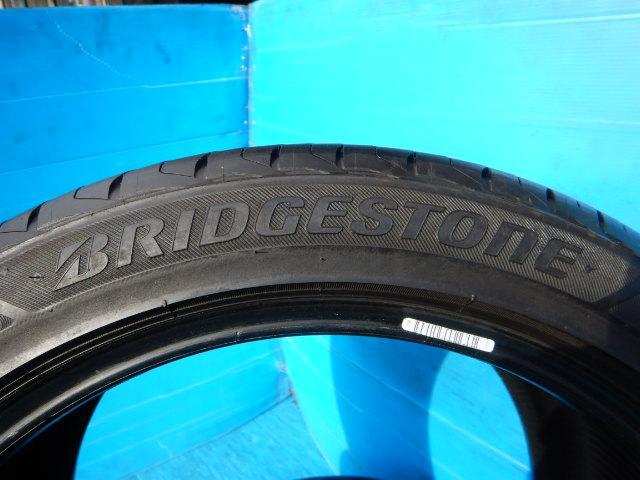 中古タイヤ入庫です。 
ブリヂストンレグノ　245/40R17　2本 
ＢＭＷ３シリーズ、Ｚ４，ベンツＣクラス、ＳＬＫなどに！