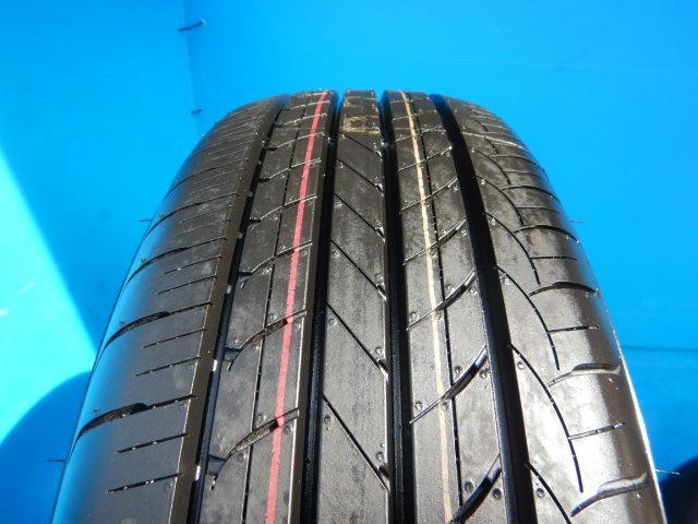 新車外しタイヤ入庫しました！
215/65R16　4本
グッドイヤーエフィシエントグリップ　アルファード、ヴェルファイアなどに