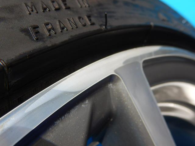 ＢＭＷ４シリーズＭスポーツオプション純正１９インチ入庫しました！
ＢＭＷ純正ダブルスポーク４４２Ｍ　ミシュラン付き！