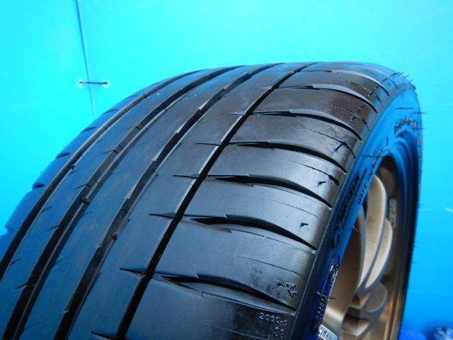 BMW3シリーズ、Z4オーナーさん!必見です!
VOLK CE28N 18インチ入庫しました!