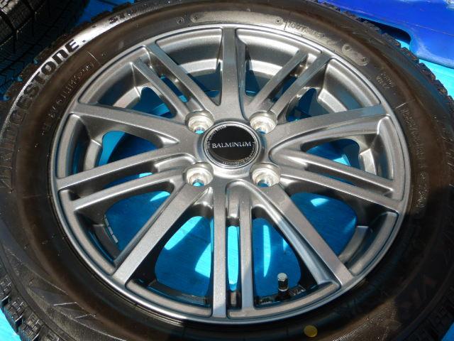 ブリヂストン製スタッドレスタイヤ付き軽自動車用１４インチセット入庫です！
ＢＡＬＭＩＮＵＭ　１４インチ　ブリヂストンブリザック付き
ＮＢＯＸ，ＮＷＧＮ，ＮＯＮＥ，タント、ムーヴ、ワゴンＲ，スペーシア、デイズ、ｅＫワゴンなどに！