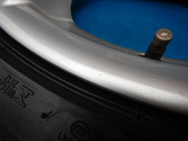 BMW X3Mスポーツオプション純正19インチ入庫です!
BMW純正ダブルスポーク369M 19インチ
X3(F25),X4(F26)などに!