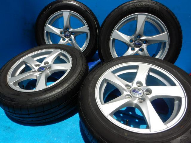 ボルボ純正16インチ入庫です。 V70,V40クロス ボルボ純正16インチ入庫です。 V70,V40クロス