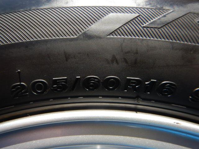 ボルボ純正16インチ入庫です。
V70,V40クロスカントリーなどに装着できます。