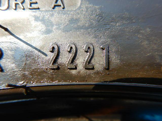 メルセデス承認タイヤ入庫です。
ダンロップＳＰＭＡＸＸ－ＲＴ　265/35Ｒ19　2本