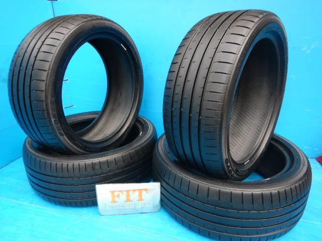 中古では意外と少ないサイズの中古タイヤ入庫です。
トーヨープロクセス　215/45R18　4本