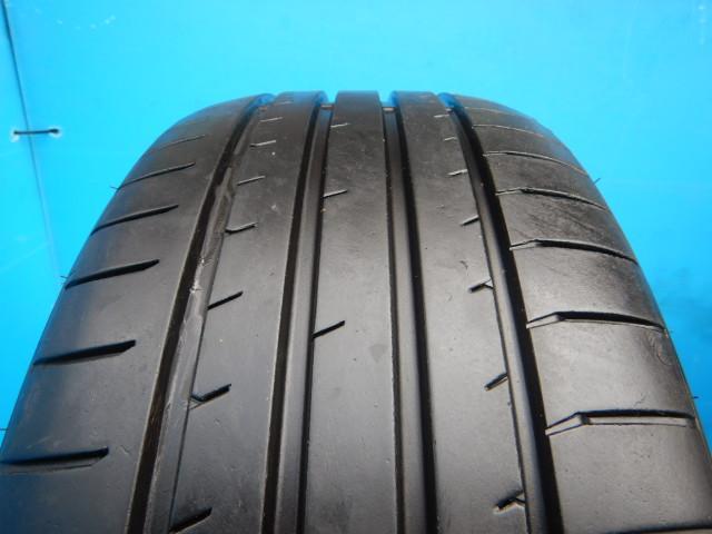 中古では意外と少ないサイズの中古タイヤ入庫です。
トーヨープロクセス　215/45R18　4本