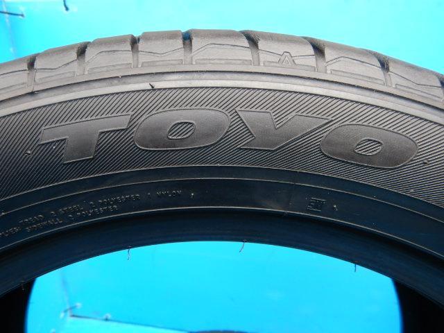 溝たっぷりの中古タイヤ入庫です！
トーヨートランパスｍｐＺ　235/50Ｒ18
アルファード、ヴェルファイアなどに！
