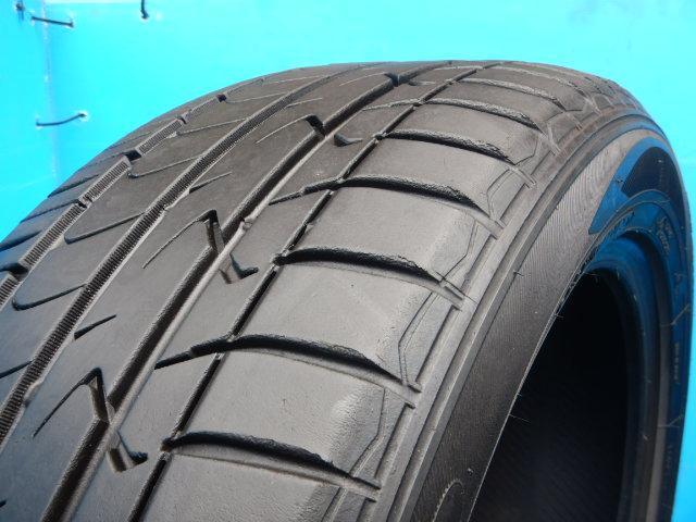 溝たっぷりの中古タイヤ入庫です！
トーヨートランパスｍｐＺ　235/50Ｒ18
アルファード、ヴェルファイアなどに！