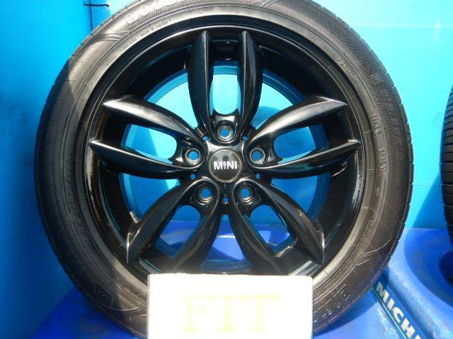 ミニクロスオーバー純正17インチ入庫です! ミニ純正 5スター ミニクロスオーバー純正17インチ入庫です! ミニ純正 5スター