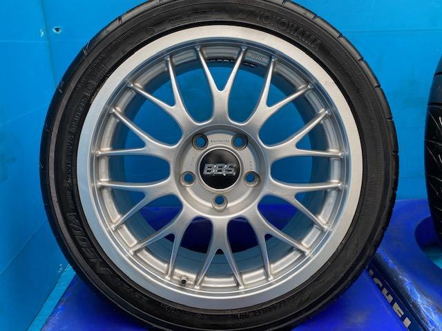 BMW　３シリーズ、１シリーズ、Z3,、Z4などに装着できるBBS入庫しました！
BBS　DTM　１７インチ　ヨコハマアドバンネオバ付き！