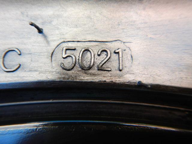 ＢＭＷ　Ｘ５（Ｅ５３）に装着できる１９インチセット入庫です！
タイヤの溝はかなりたっぷり残っています。
M3タイプスポーク　１９インチ　ハイフライ付き