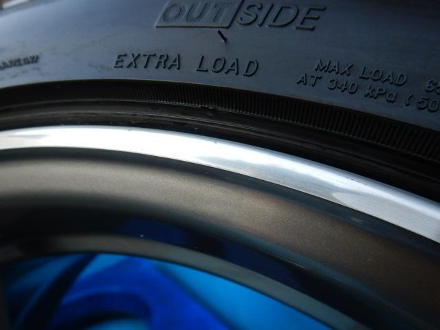 BMW４シリーズMスポーツオプション純正１９インチ入庫です！
BMW純正ダブルスポーク４４２M　１９インチ　ブリヂストンポテンザ付き
４シリーズ（F32,F33,F36）、３シリーズ（F30,F31）などに