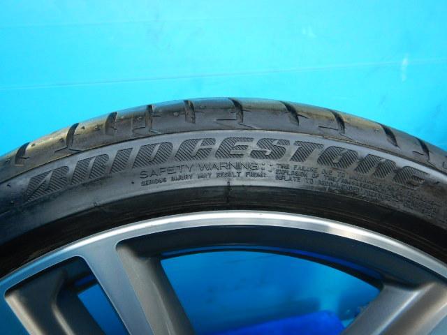 BMW４シリーズMスポーツオプション純正１９インチ入庫です！
BMW純正ダブルスポーク４４２M　１９インチ　ブリヂストンポテンザ付き
４シリーズ（F32,F33,F36）、３シリーズ（F30,F31）などに