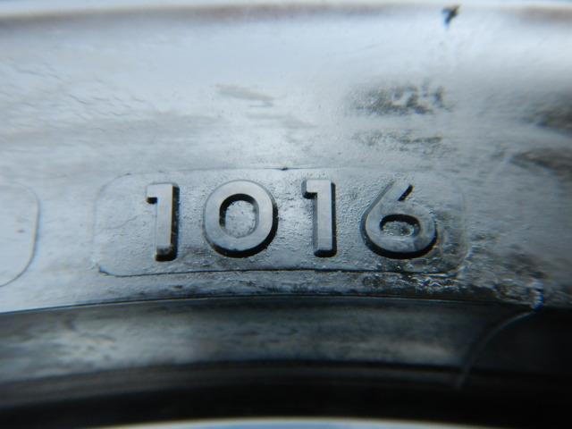 BMW４シリーズMスポーツオプション純正１９インチ入庫です！
BMW純正ダブルスポーク４４２M　１９インチ　ブリヂストンポテンザ付き
４シリーズ（F32,F33,F36）、３シリーズ（F30,F31）などに